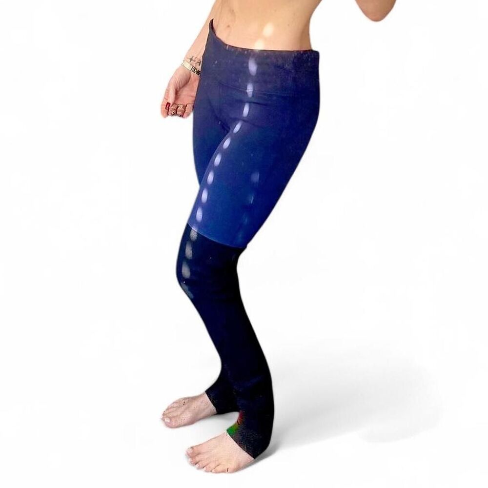 Alo Yoga Goddess Leggings Low Rise Navy Blue Black Ribbed Leg Warmer M